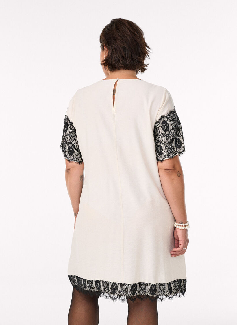 Kort kjole med kontrastfarvede blondepaneler, Beige, Model image number 2