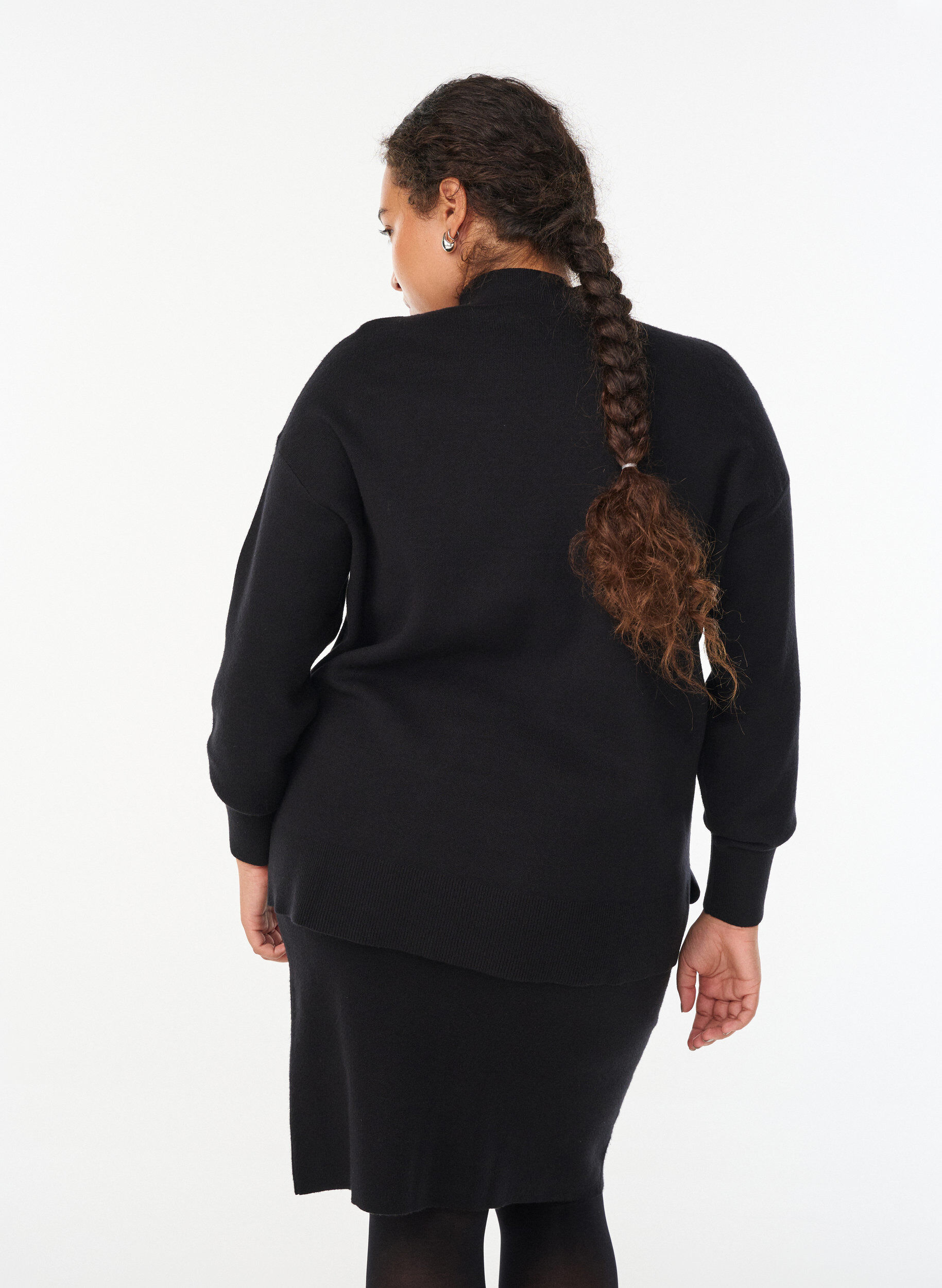 Zizzi Strikbluse med h&oslash;j hals, Sort, Model image number 2