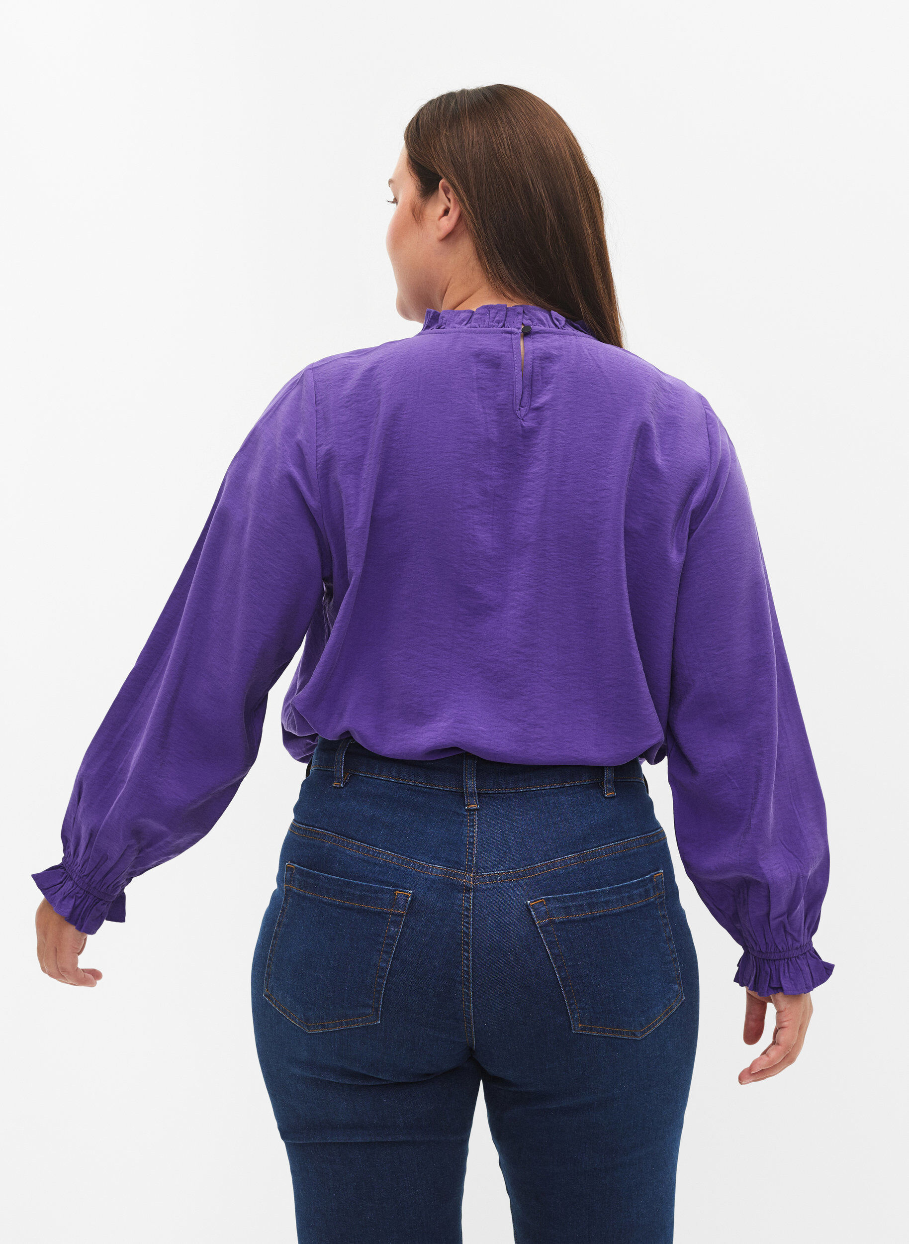 Zizzi Lang&aelig;rmet viskosebluse med fl&aelig;ser, Prism Violet, Model image number 1