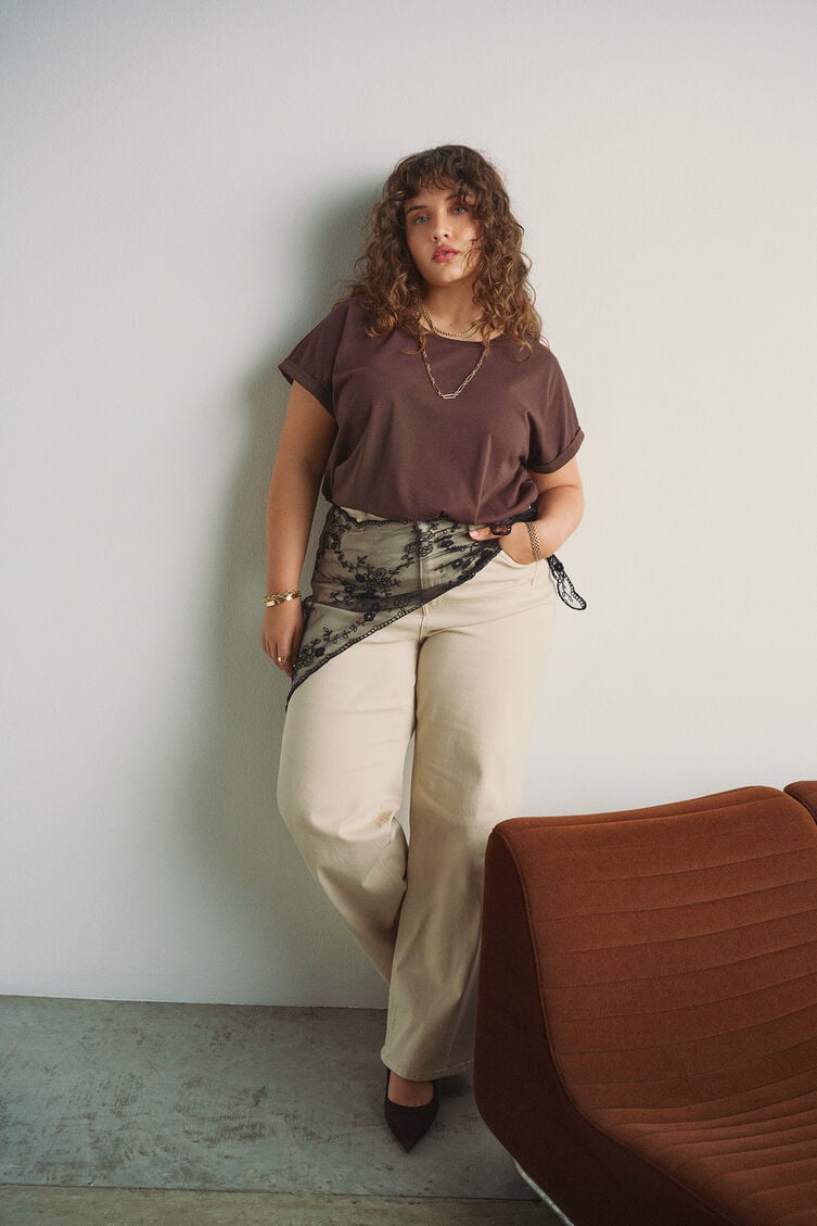 Hverdagslook med detaljer, , Model