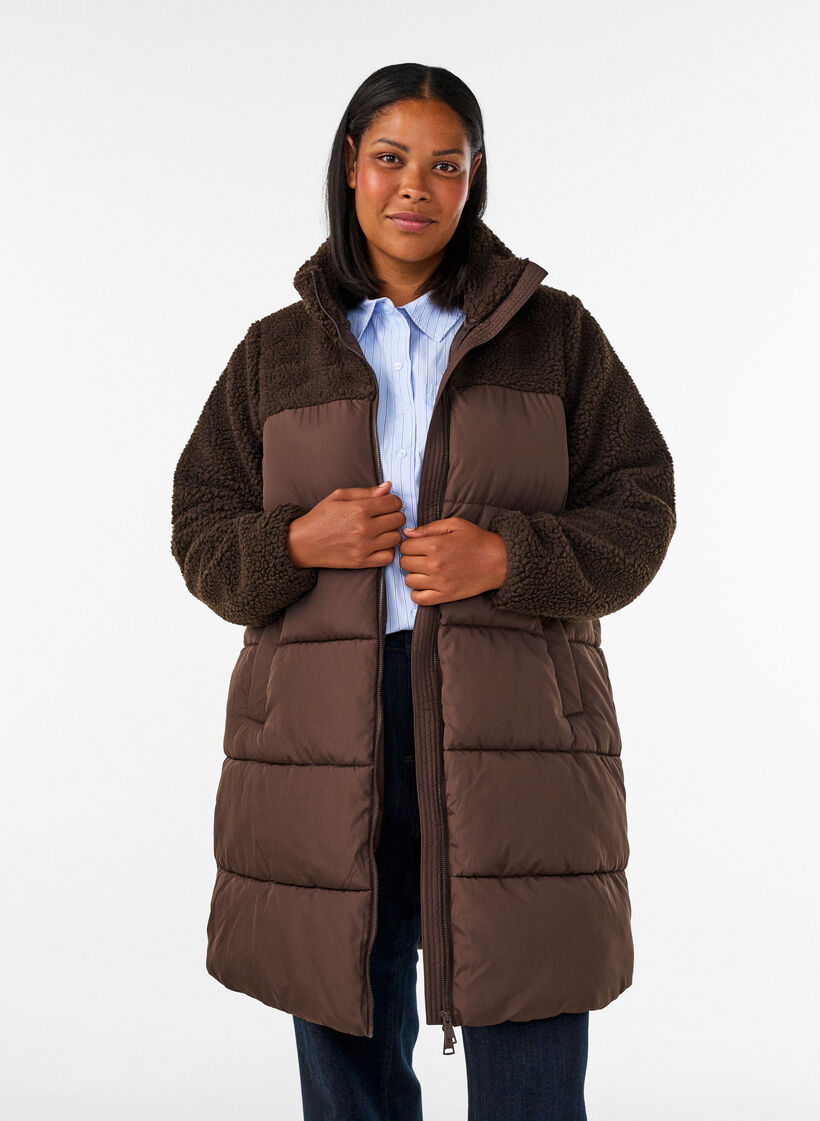 Mellemlang pufferjakke med teddyfleece, Brun, Model image number 0