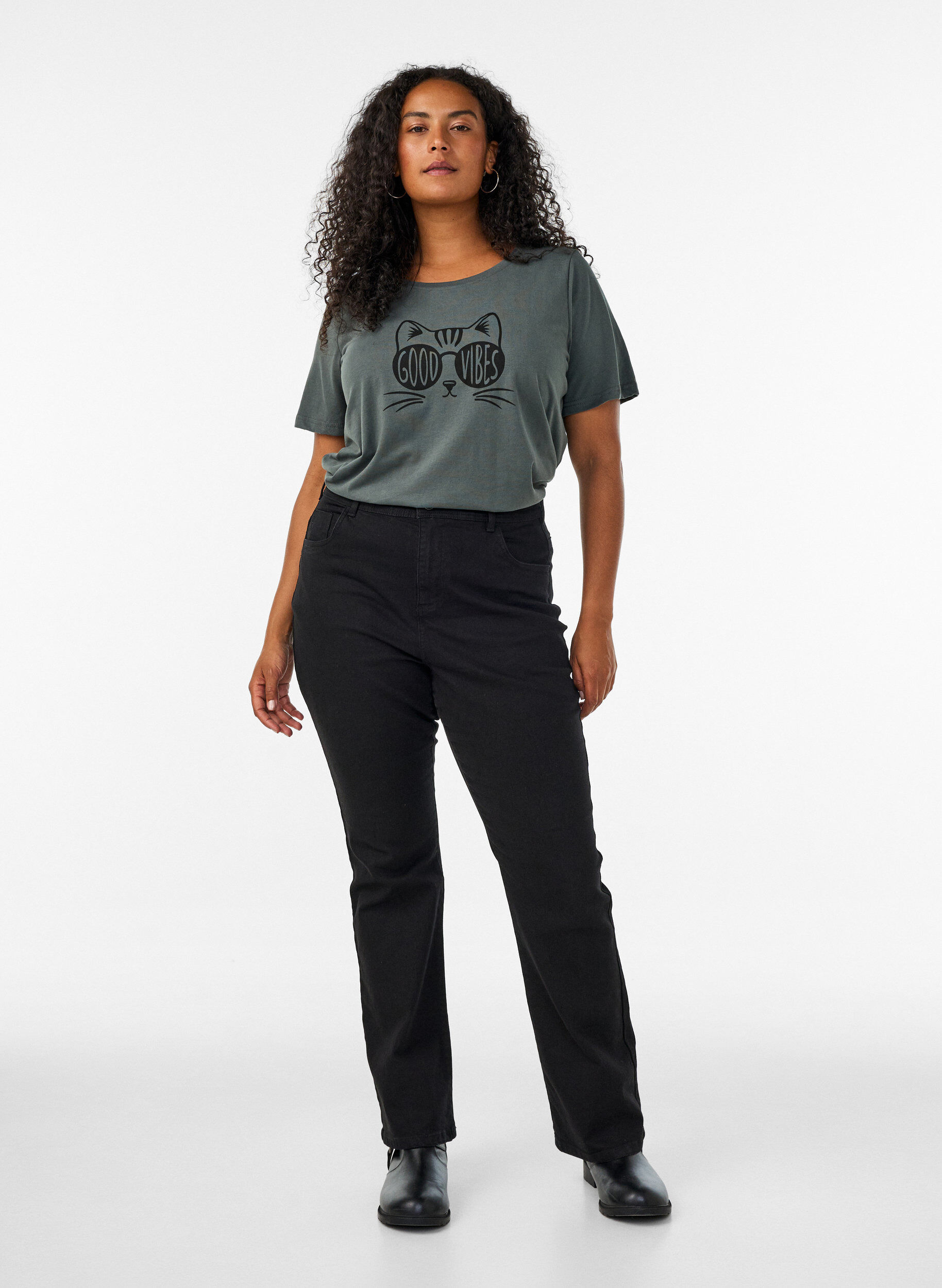 ZizziT-shirt med motiv, Gr&oslash;n, Model image number 1