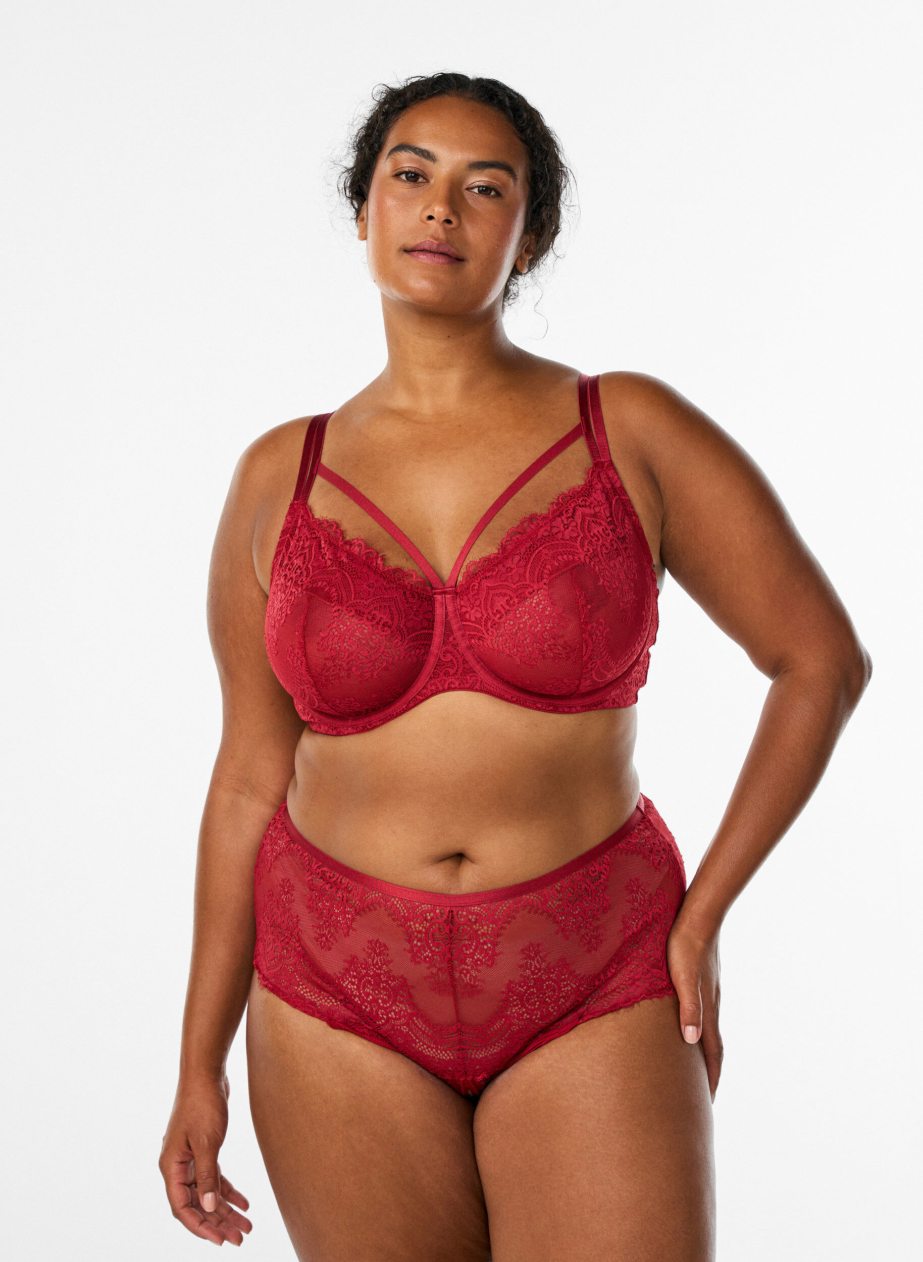 Hipster stringtrusse i blonde med &aring;bning forneden, R&oslash;d, Model