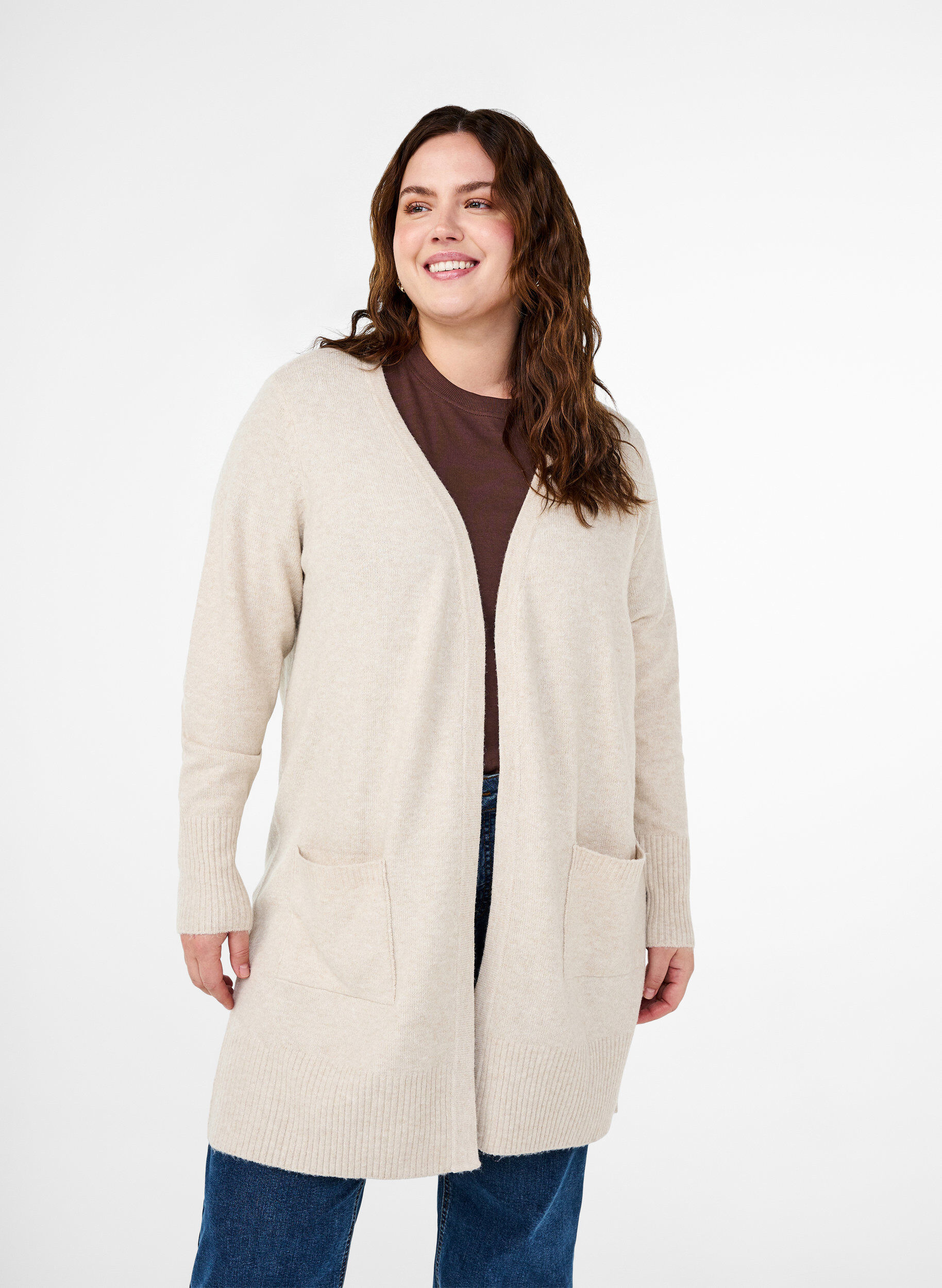 Zizzi Meleret strik cardigan med lommer, Beige, Model image number 0