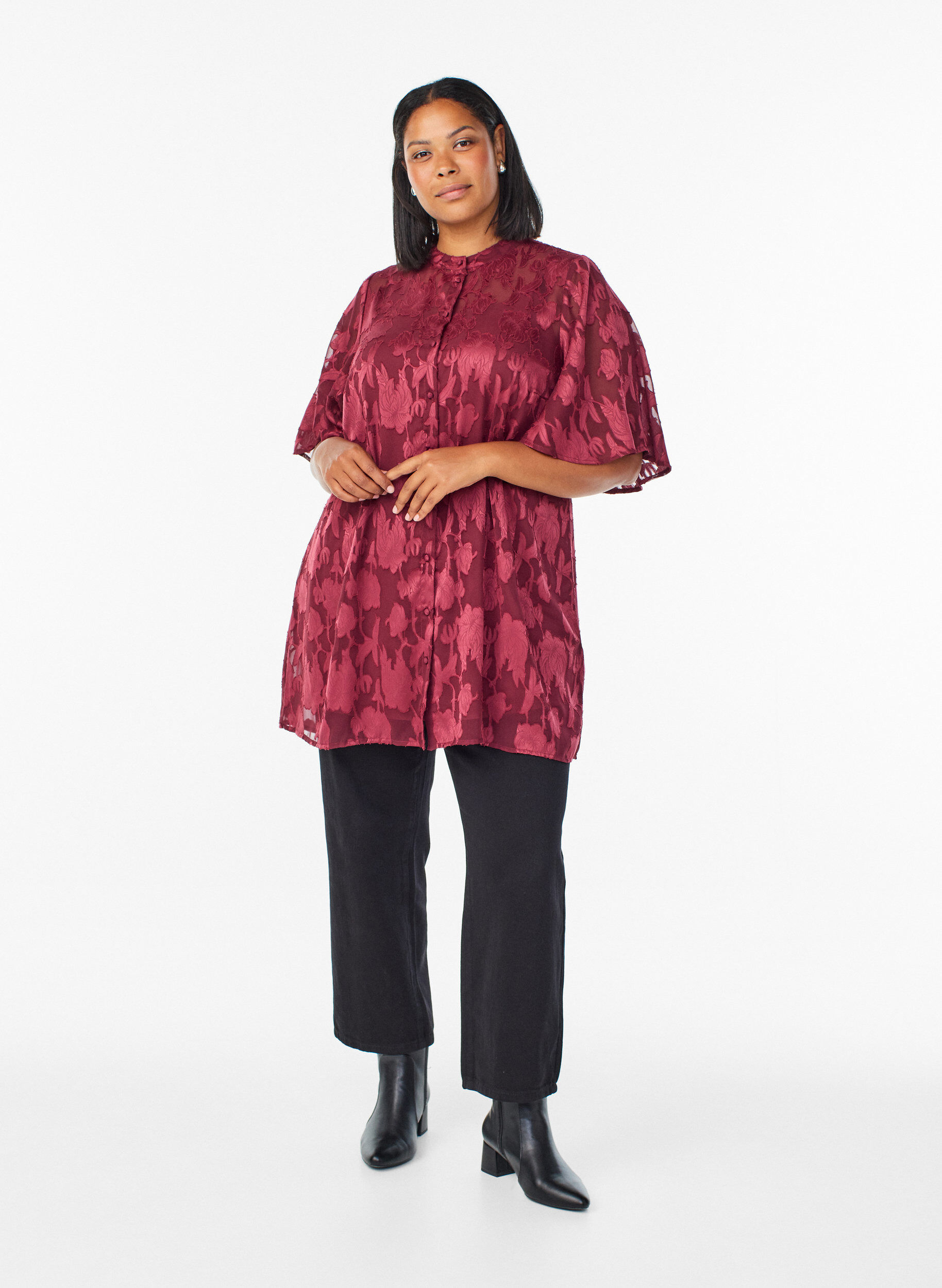 Zizzi Kort kjole med A-form og blomsterm&oslash;nster, M&oslash;rk Bordeaux, Model image number 1