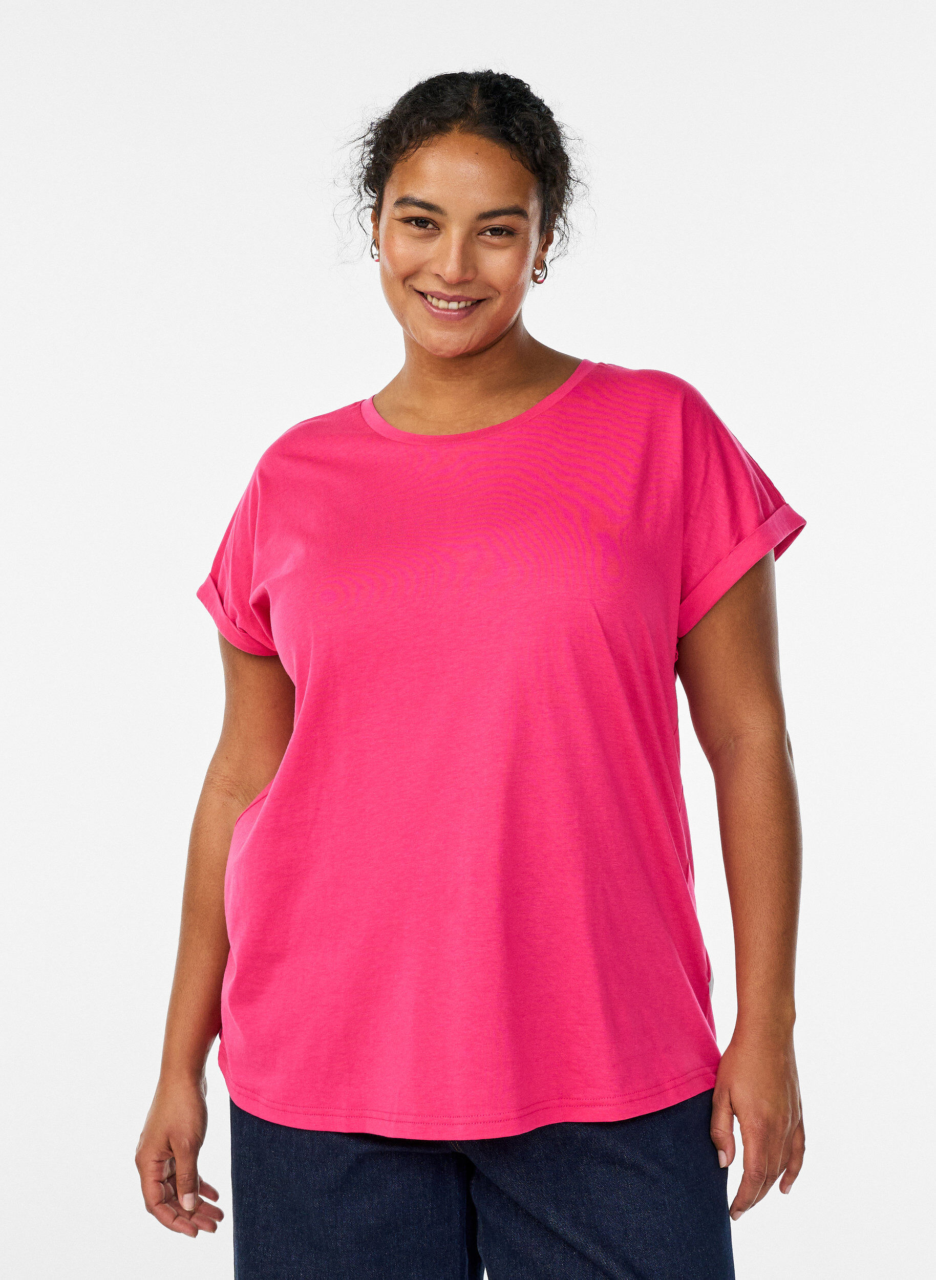 Zizzi Kort&aelig;rmet t-shirt i bomuldsblanding, Lyser&oslash;d, Model image number 0