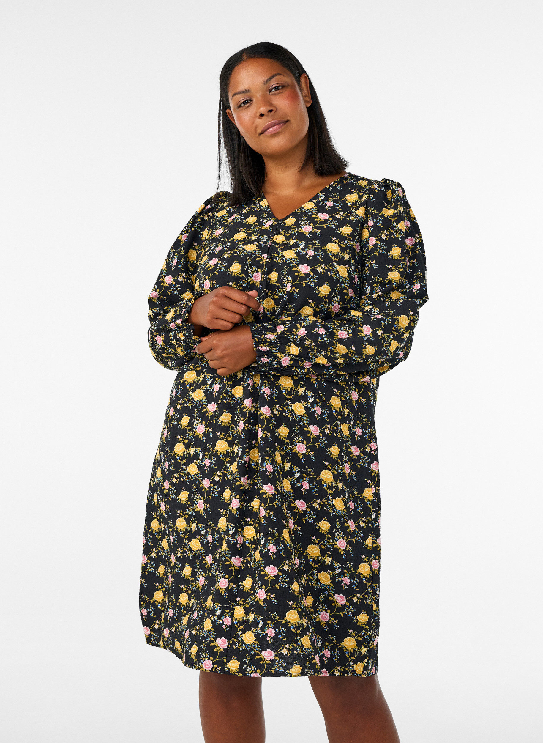 ZizziViskosekjole med m&oslash;nster og lange &aelig;rmer, Sort, Model image number 0