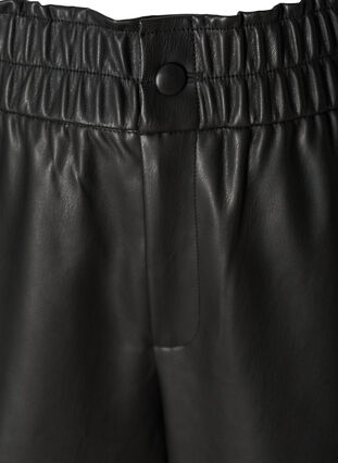 3/4 bukser i imiteret læder, Black, Packshot image number 2