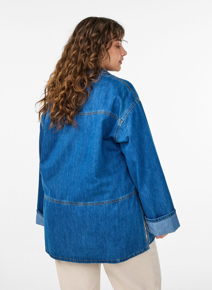 L&oslash;s denimbluse med krave og knapstolpe, Bl&aring;, Model image number 2