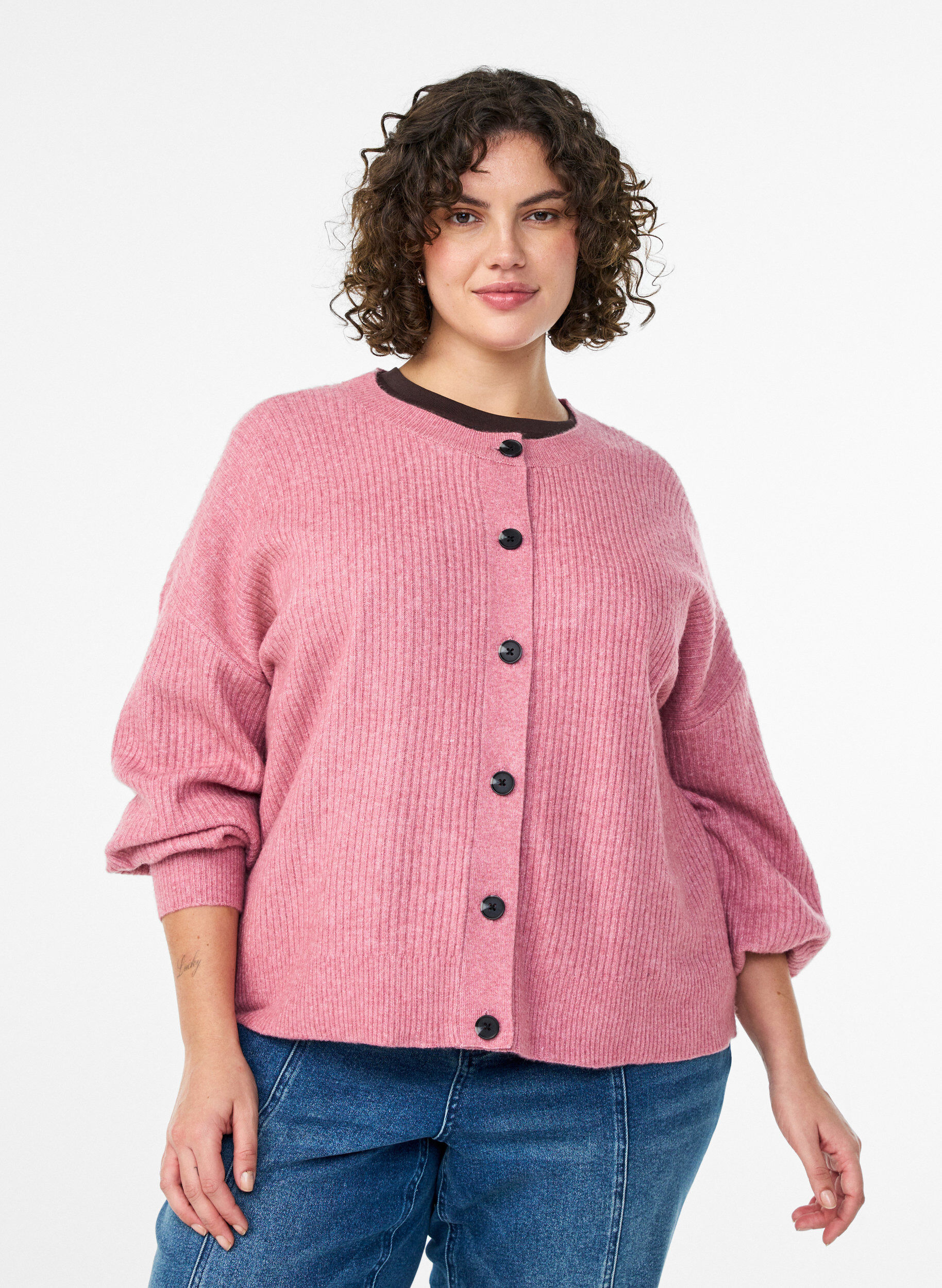 Ribstrikket cardigan med knapper, Lyser&oslash;d, Model