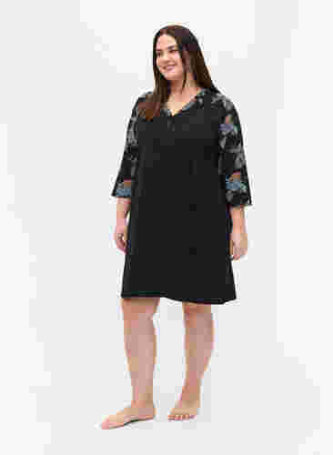 Bomulds natkjole med printdetaljer, Black Flower AOP, Model image number 2