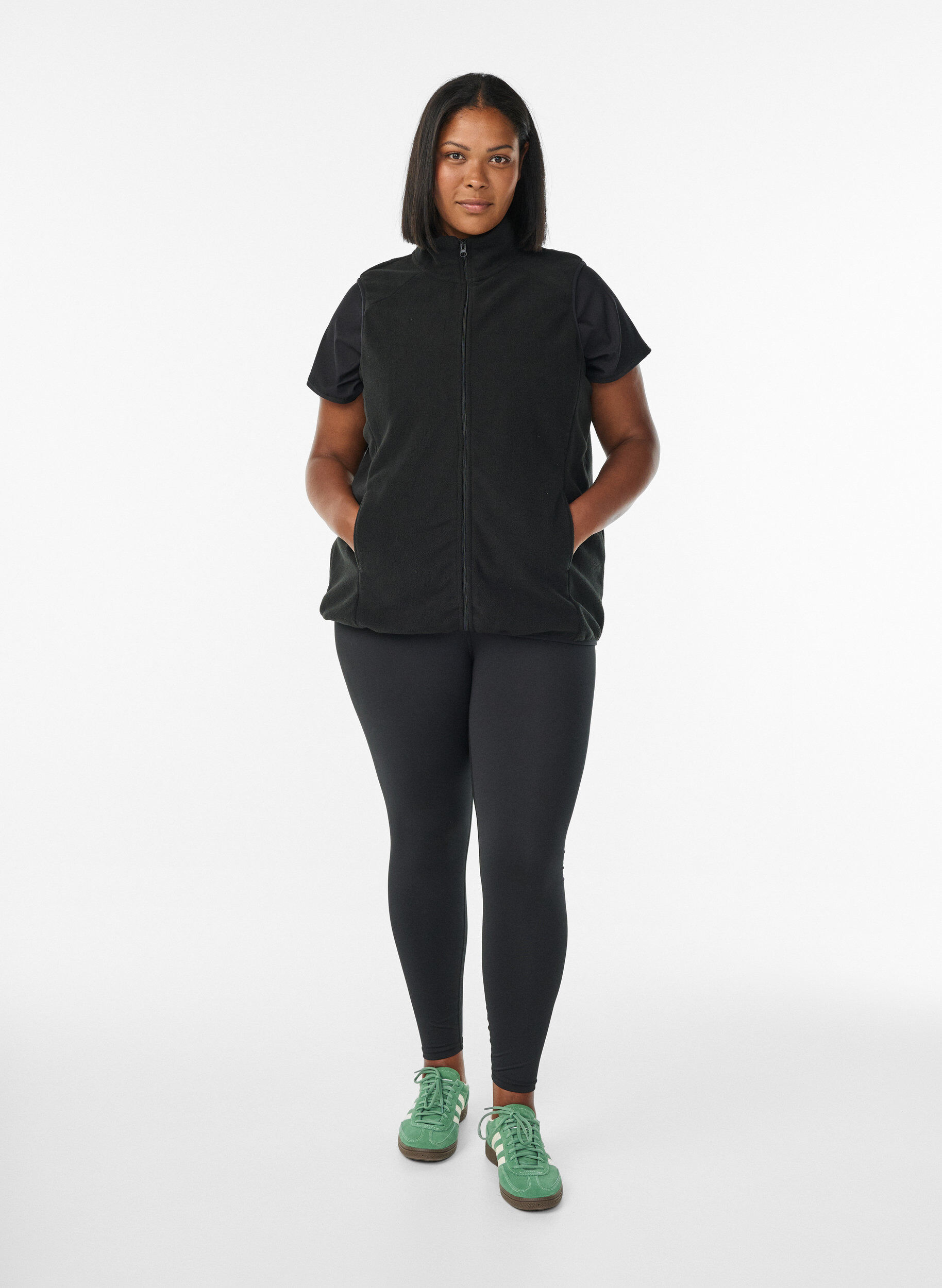 ZizziFleece vest med lommer, Sort, Model image number 1