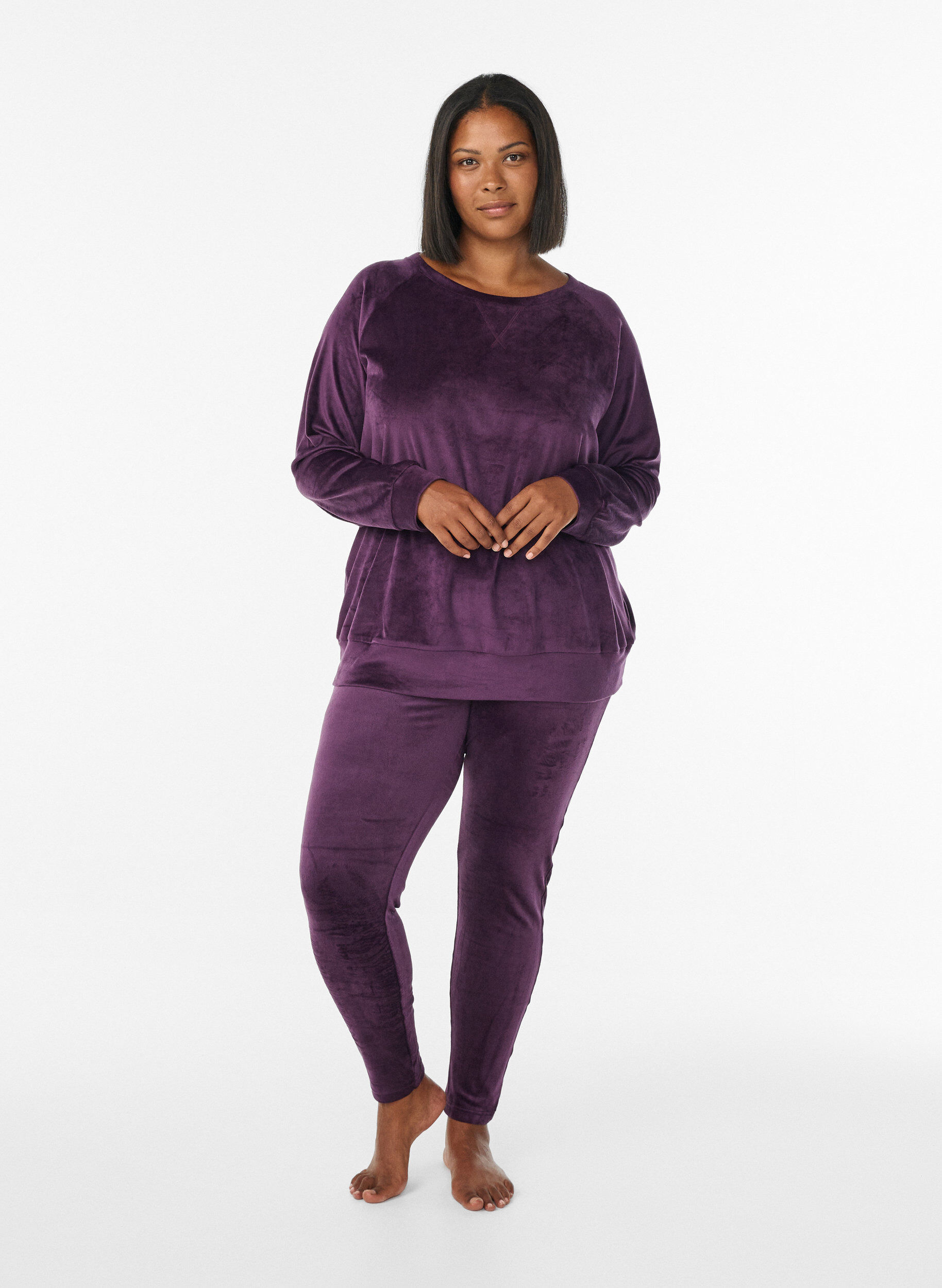 Zizzi Velourbluse med raglan&aelig;rmer, Lilla, Model image number 1