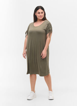 Kortærmet viskose kjole med snøredetalje, Dusty Olive, Model image number 2