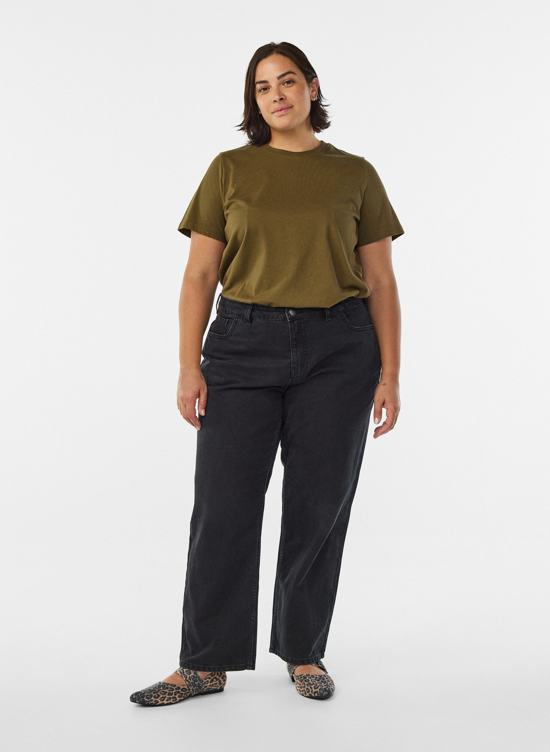 Zizzi Basis t-shirt i bomuld med rund hals, Gr&oslash;n, Model image number 1