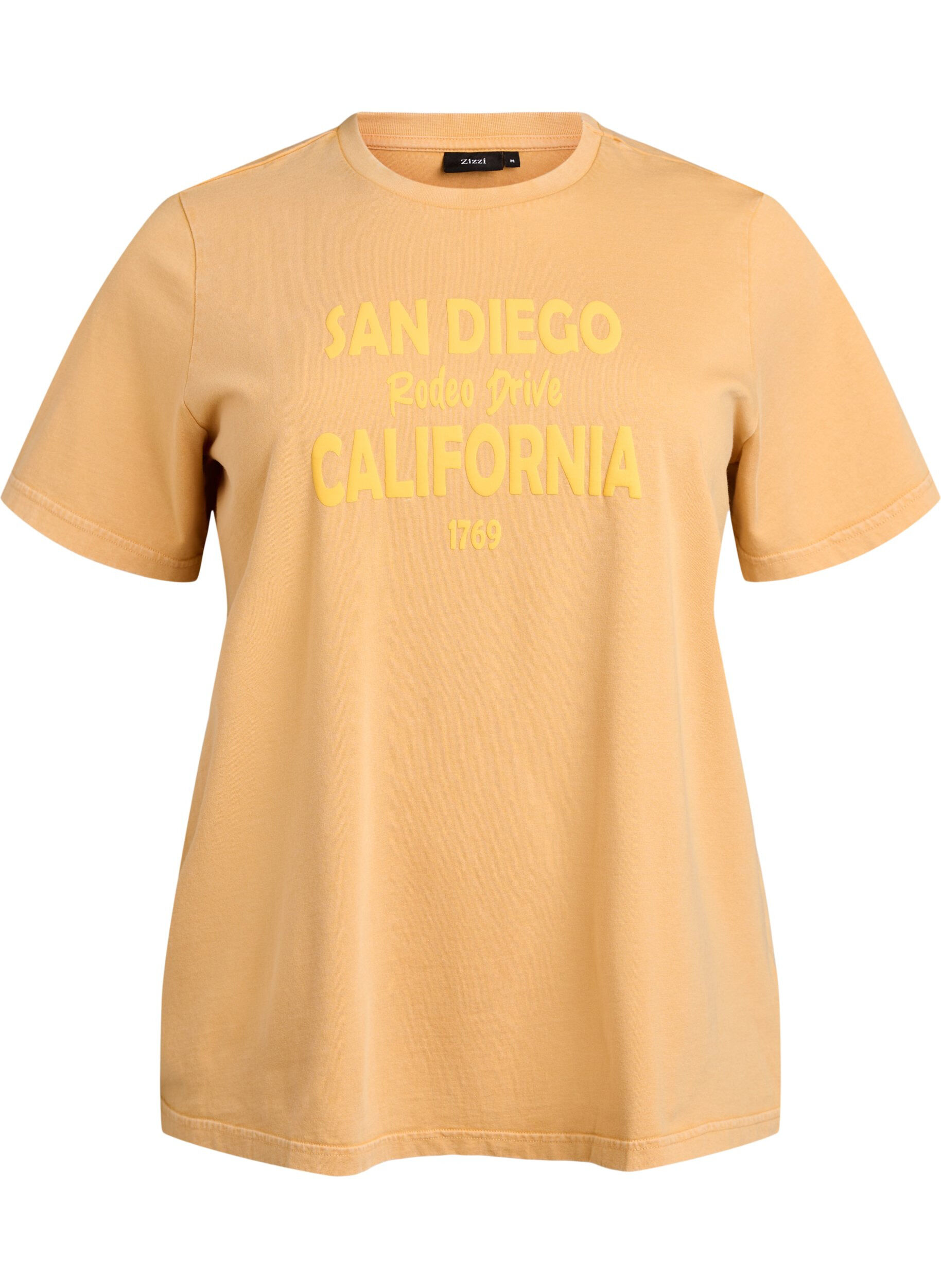 T-shirt i &oslash;kologisk bomuld med cool motiv