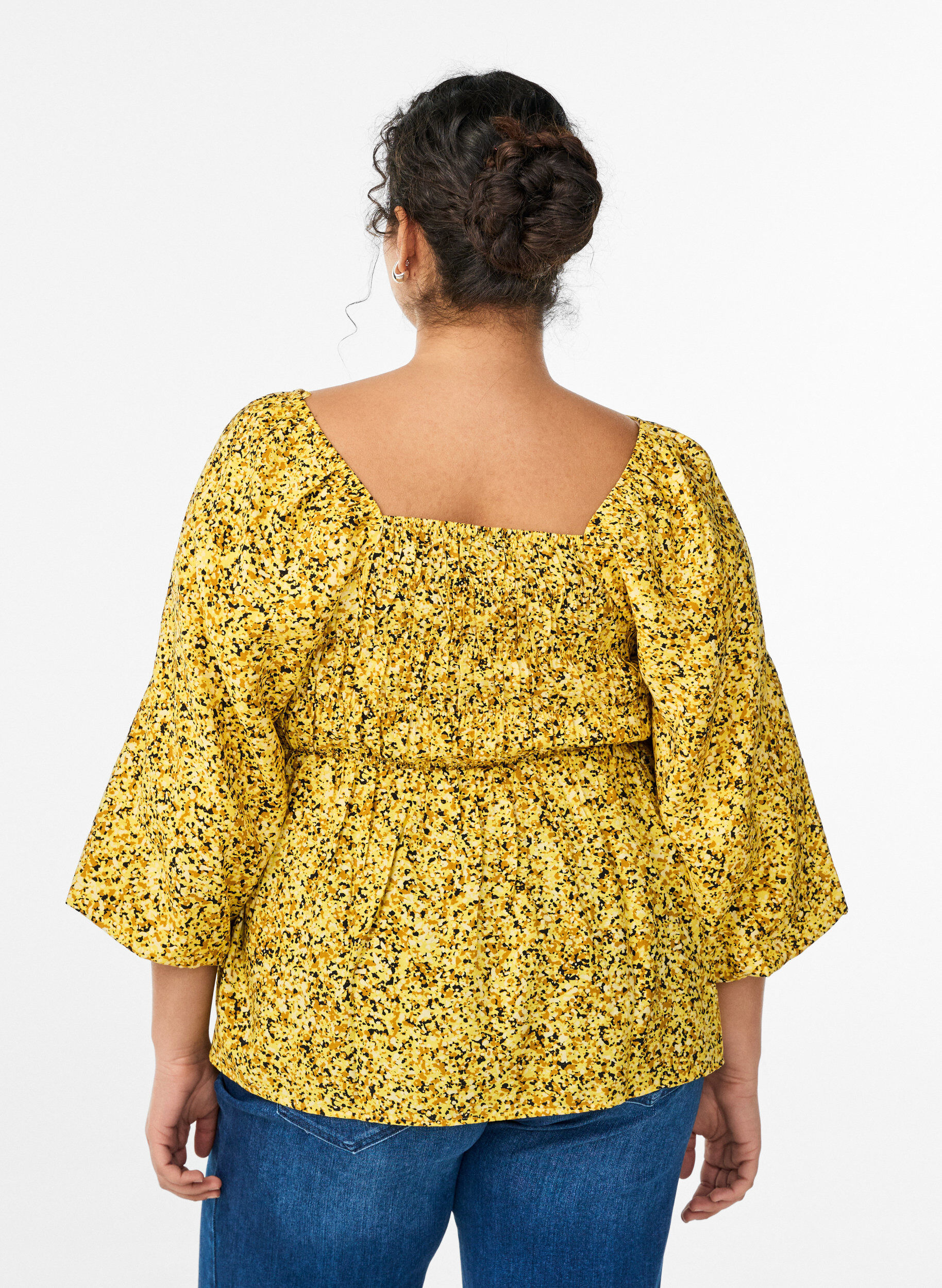 ZizziBluse med smock og firkantet halsudsk&aelig;ring, Gul, Model image number 2