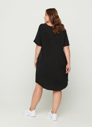 Kortærmet kjole i lyocell, Black, Model image number 1