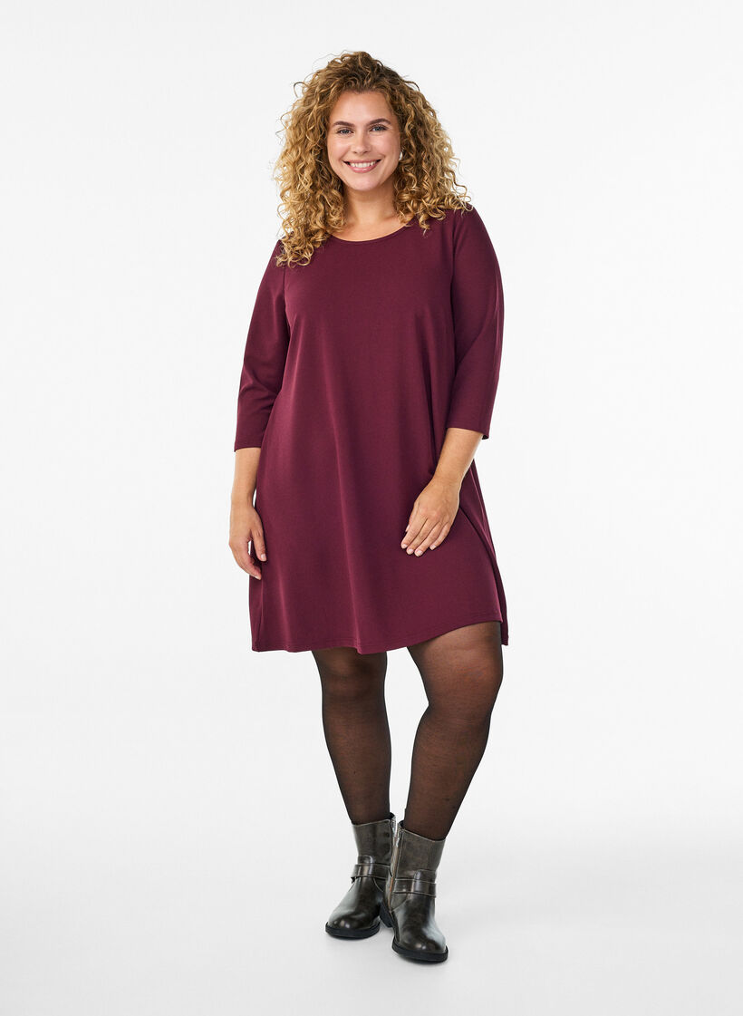 Kort kjole med a-facon og 3/4 &aelig;rmer, R&oslash;d, Model image number 1