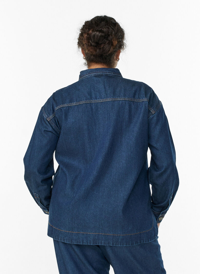 Løs denimskjorte med brystlommer, Blå, Model image number 2