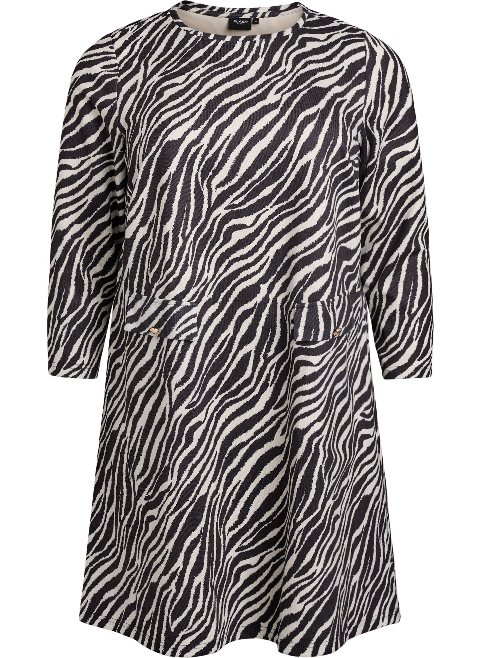 Zizzi FLASH - Kort kjole med A-snit og 7/8 &aelig;rmer, Sort, Packshot image number 0