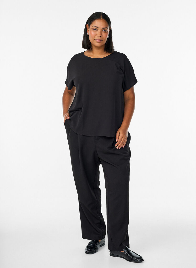 Bluse med korte &aelig;rmer og rund halsudsk&aelig;ring, Sort, Model image number 1