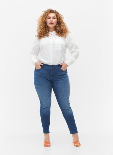 Emily jeans med normal talje og slim fit, Blue denim, Model image number 0