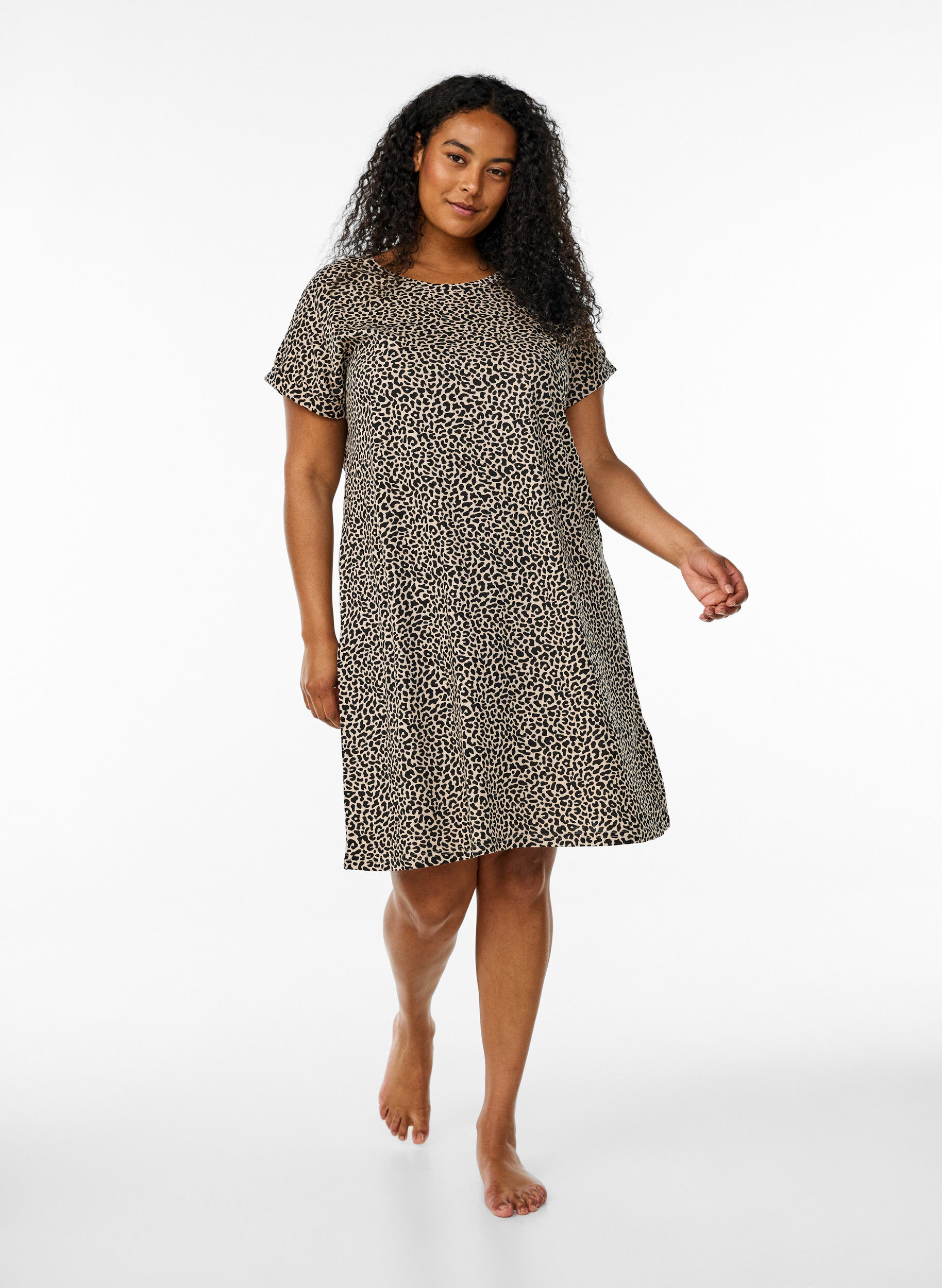 Zizzi 2-pak t-shirt kjole med korte &aelig;rmer, Brun, Model image number 1