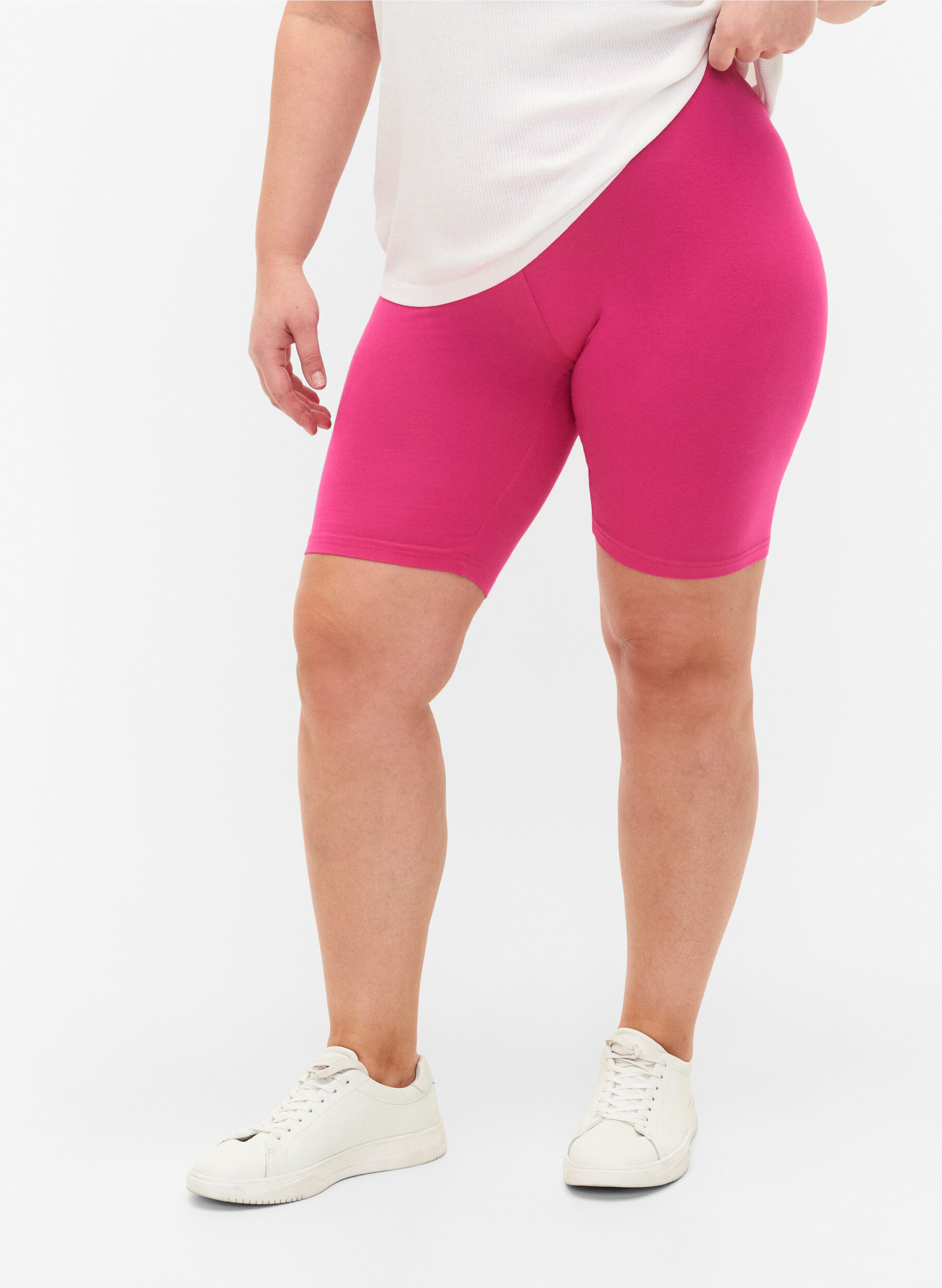 ZizziEnsfarvede basis cykelshorts, Lyser&oslash;d, Model image number 0