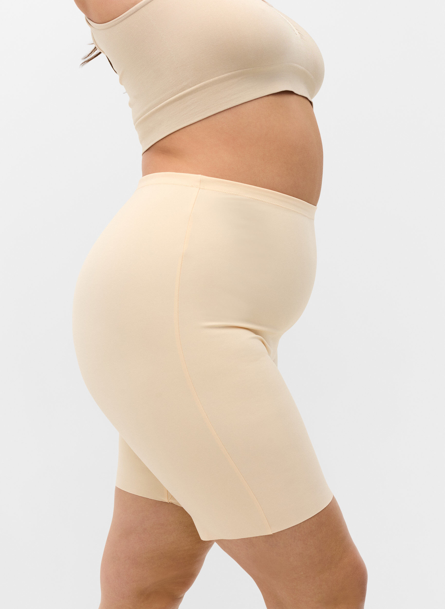 ZizziLight shapewear shorts med h&oslash;j talje, Beige, Model image number 2