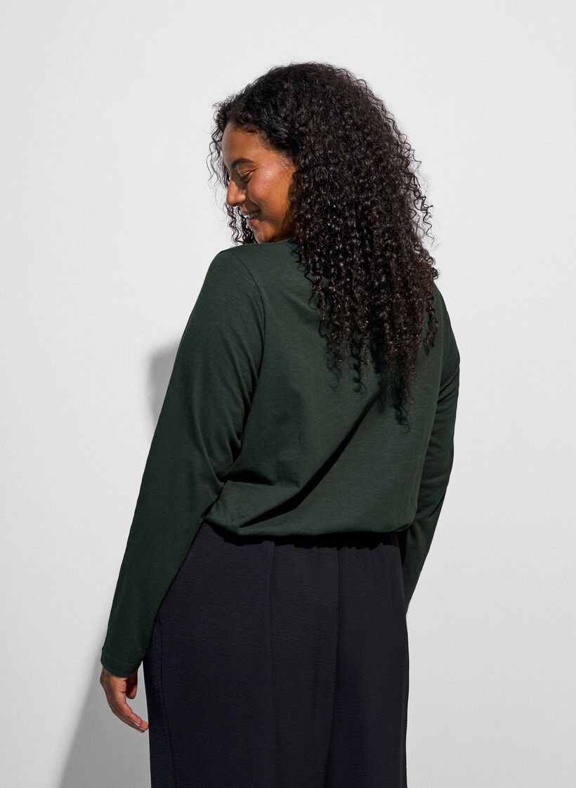 Lang&aelig;rmet t-shirt med V-hals og knapper, Gr&oslash;n, Model image number 2
