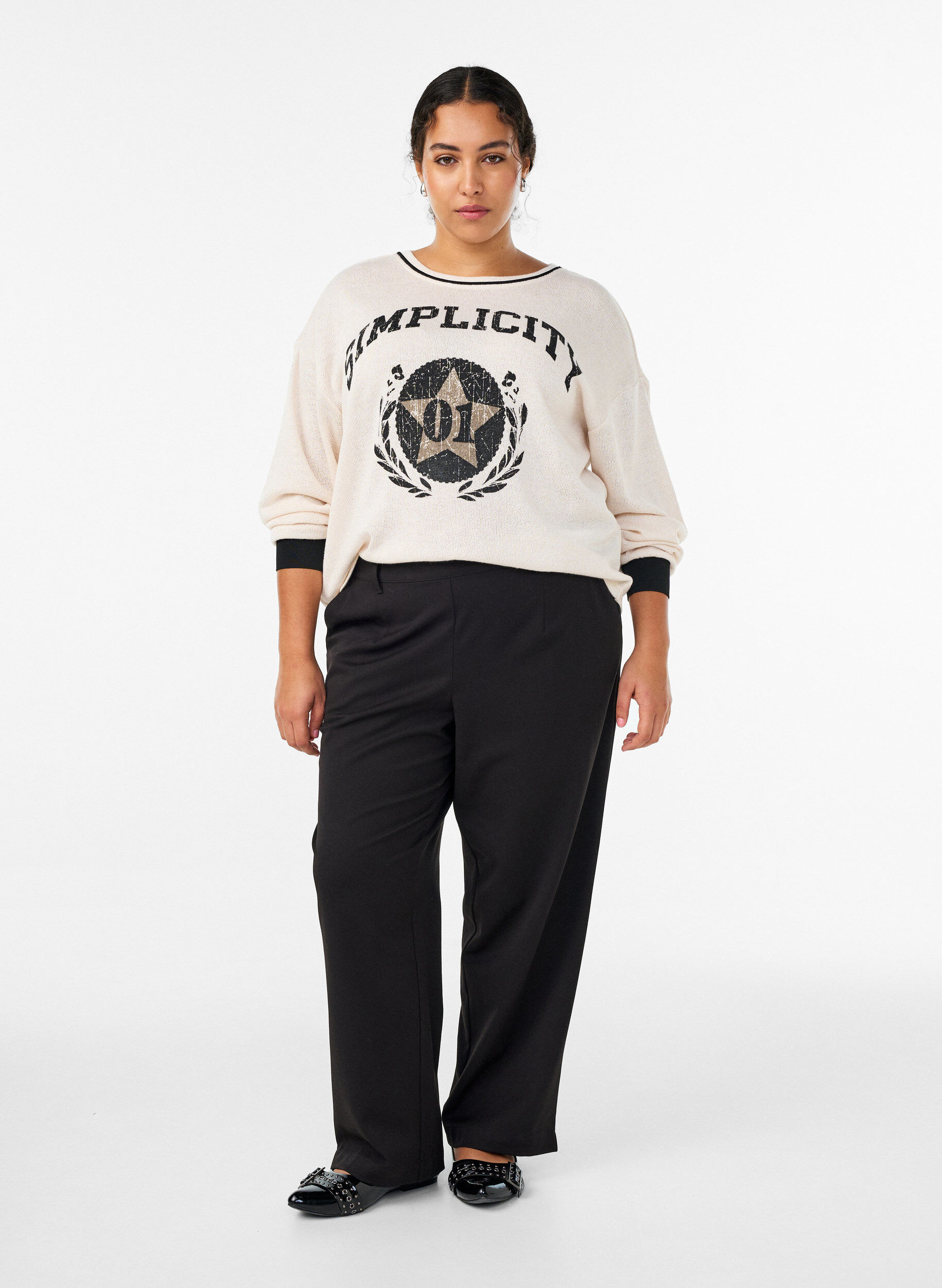 Bukser med h&oslash;j talje og elastisk linning bagp&aring;, Sort, Model