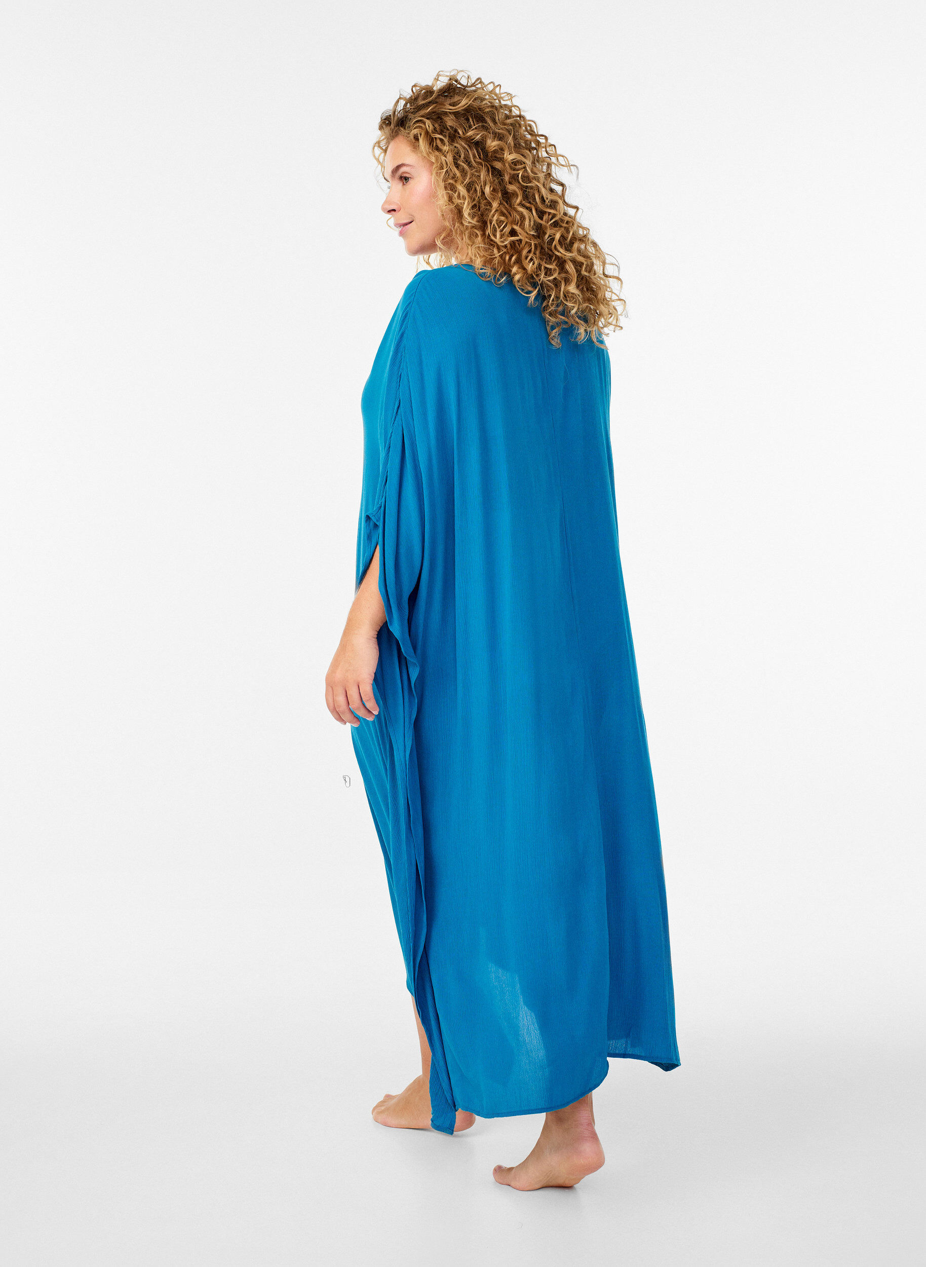 Zizzi Kaftan strandkjole med knapper, Bl&aring;, Model image number 1