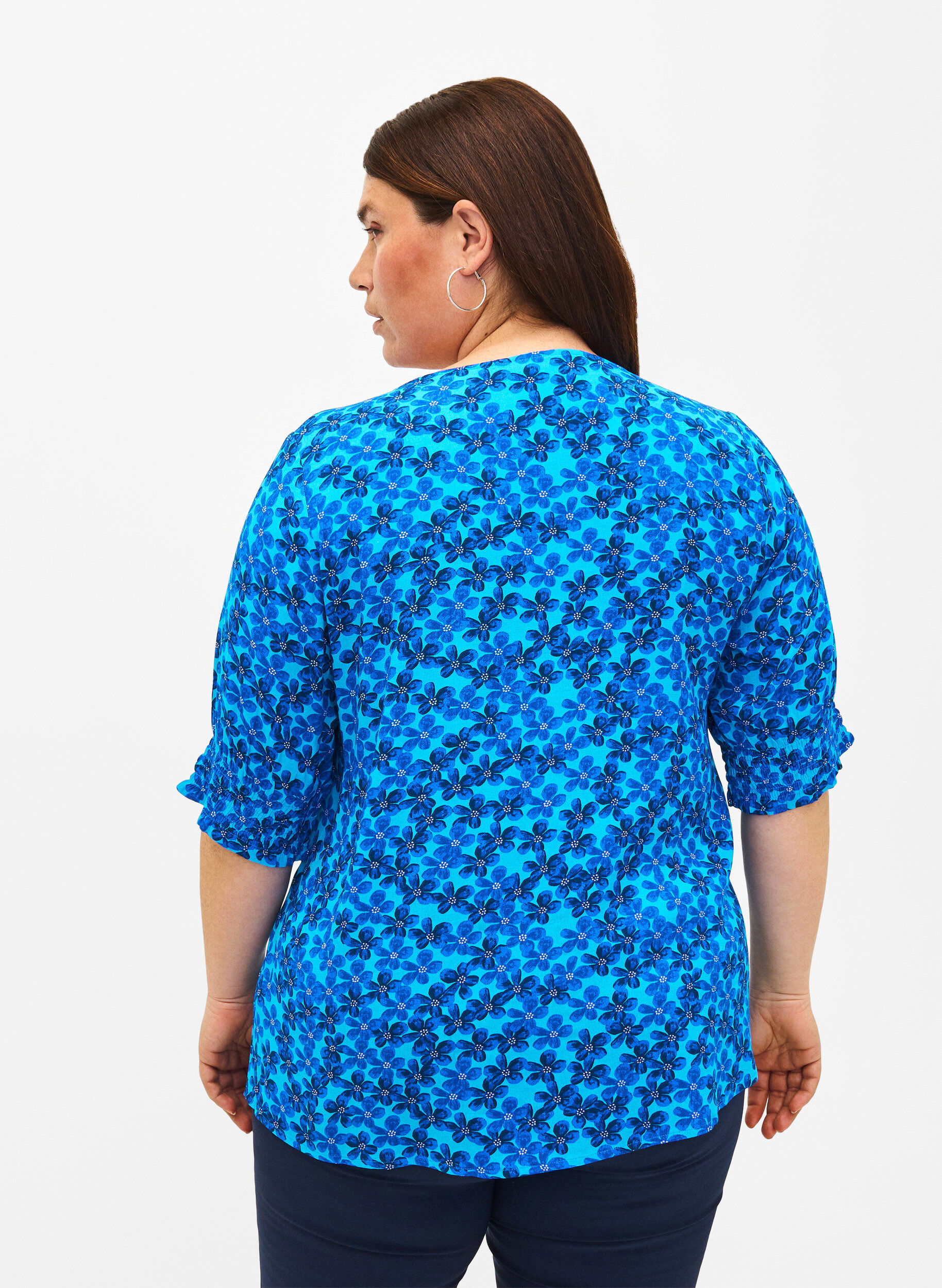 Zizzi Viskosebluse med knapper, Blue Small Flower, Model image number 1