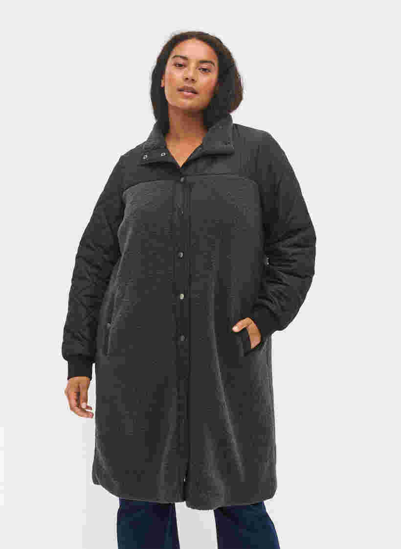 Quiltet jakke med teddy og knaplukning, Black Comb, Model