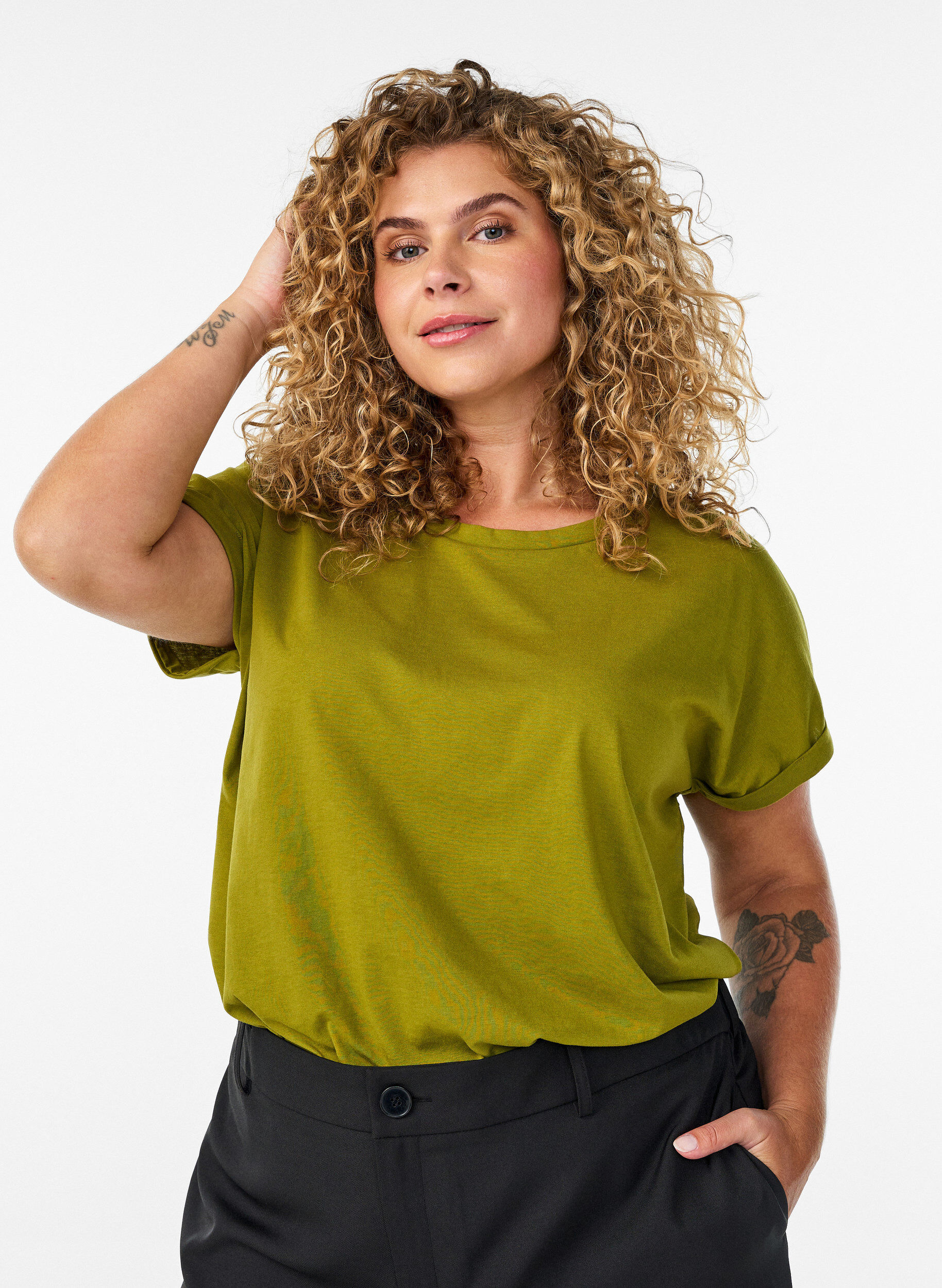 Kort&aelig;rmet t-shirt i bomuldsblanding, Gr&oslash;n, Model