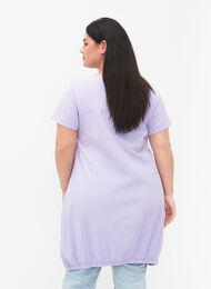 Kortærmet kjole i bomuld, Lavender, Model