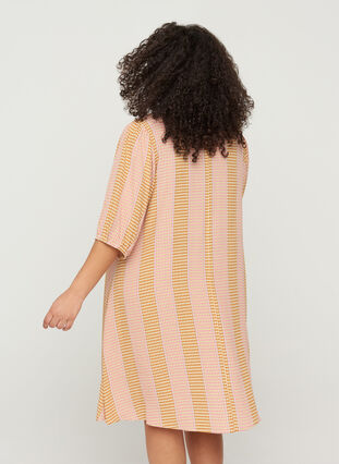Viskose kjole med print og v-udskæring, Apple Cinnamon AOP, Model image number 1