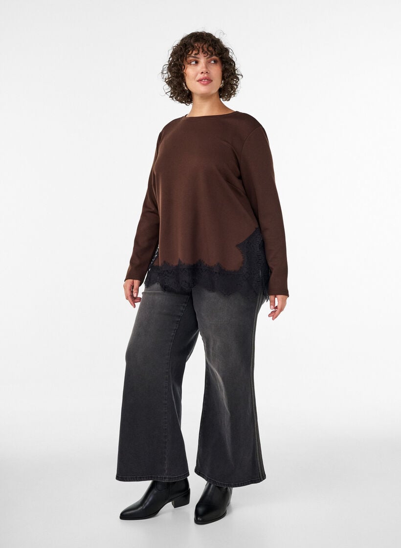 Jerseybluse med blondekant, Brun, Model image number 1