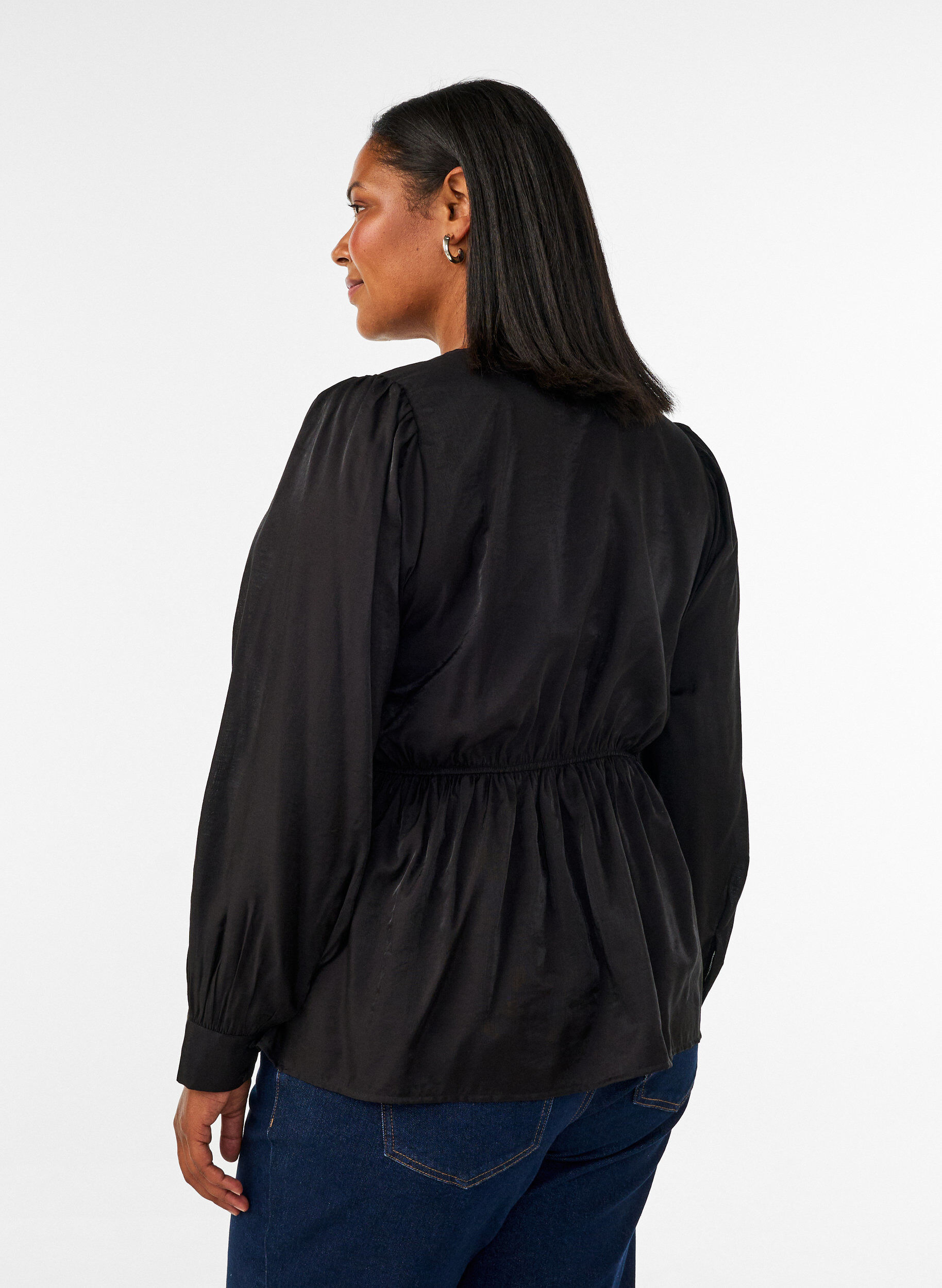 ZizziGlansfuld viskosebluse med peplum-effekt, Sort, Model image number 2