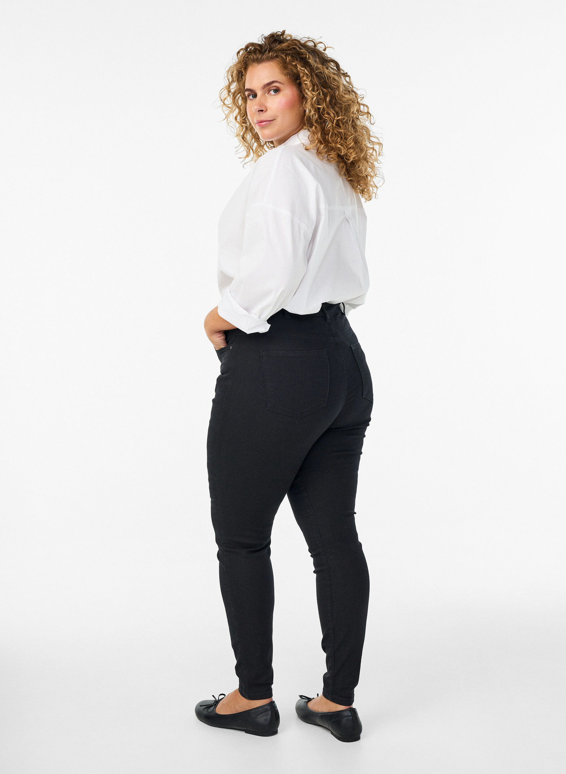 ZizziAmy jeans med h&oslash;j talje og super slim fit, Sort, Model image number 1