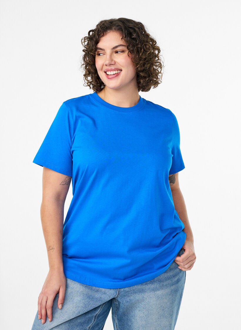 Basis t-shirt i bomuld med rund hals, Bl&aring;, Model image number 0