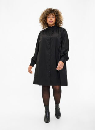 Skjortekjole i viskose med flæser, Black, Model image number 2