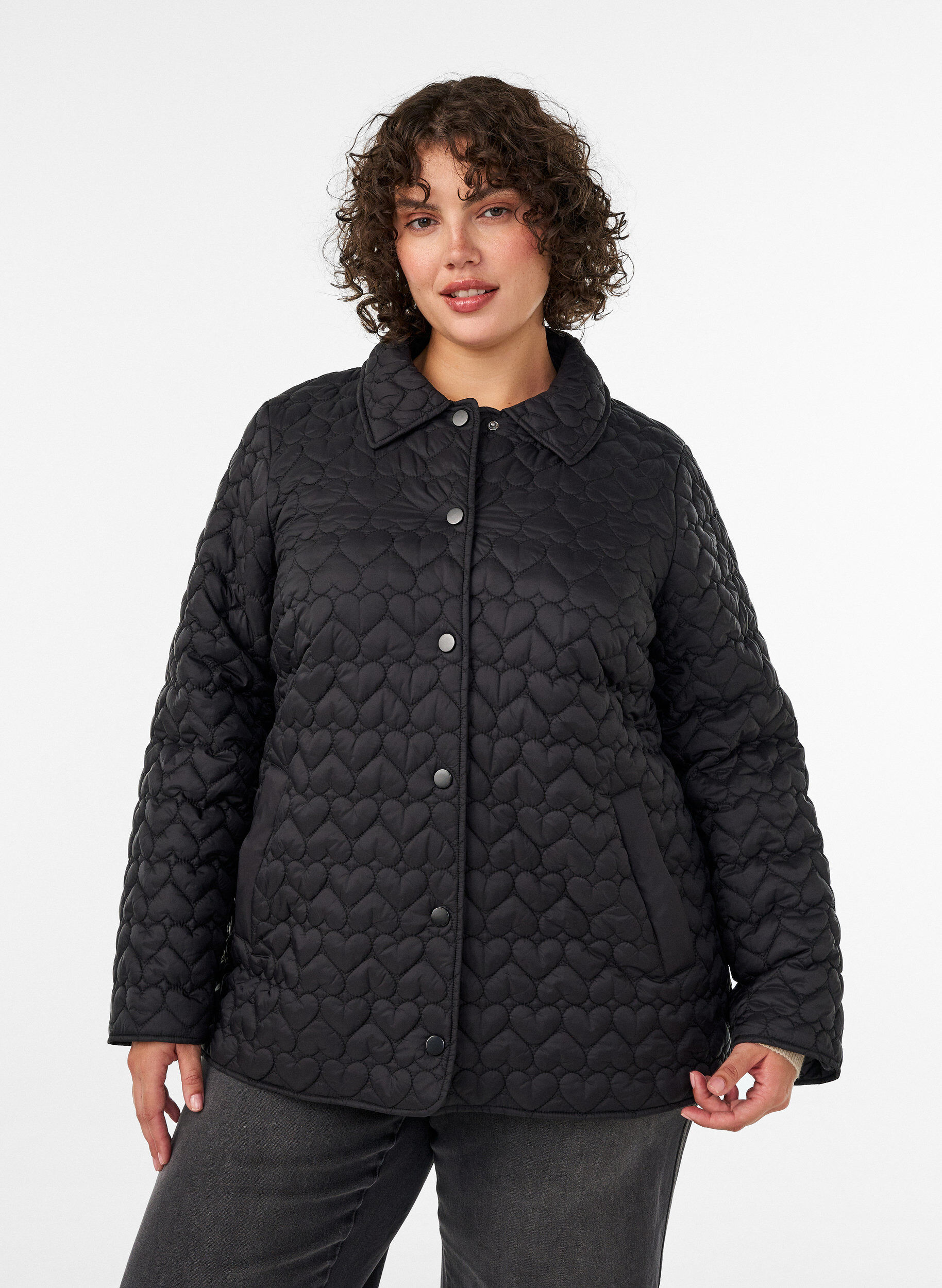 Let vatteret jakke med dekorativ quiltning, Sort, Model