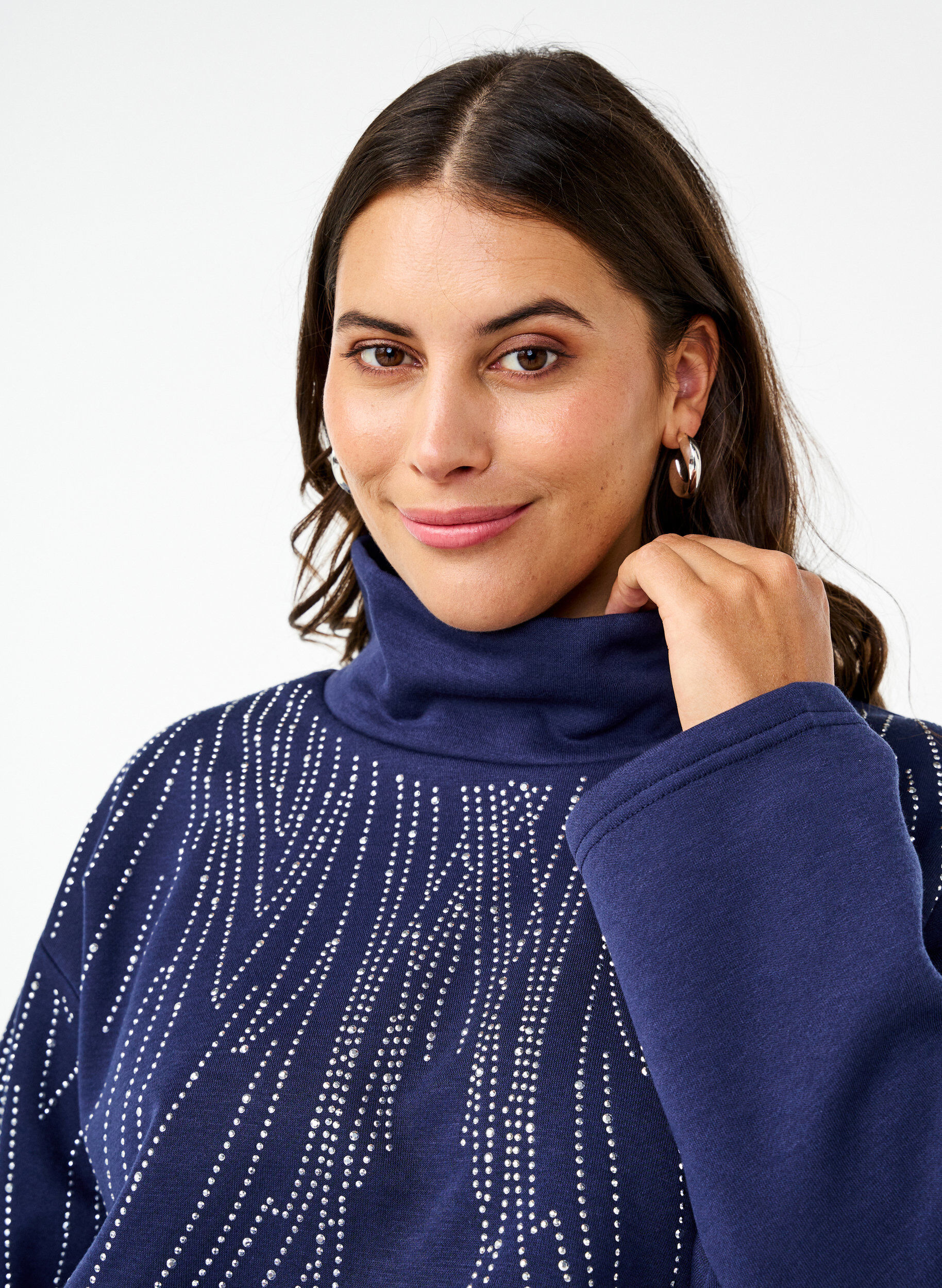 Zizzi Sweatshirt med h&oslash;j hals og rhinsten, Naval Academy, Model image number 2