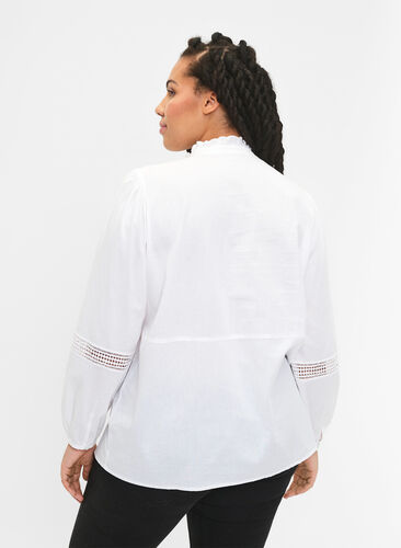 Skjorte med flæsekrave og crochetbånd, Bright White, Model image number 1