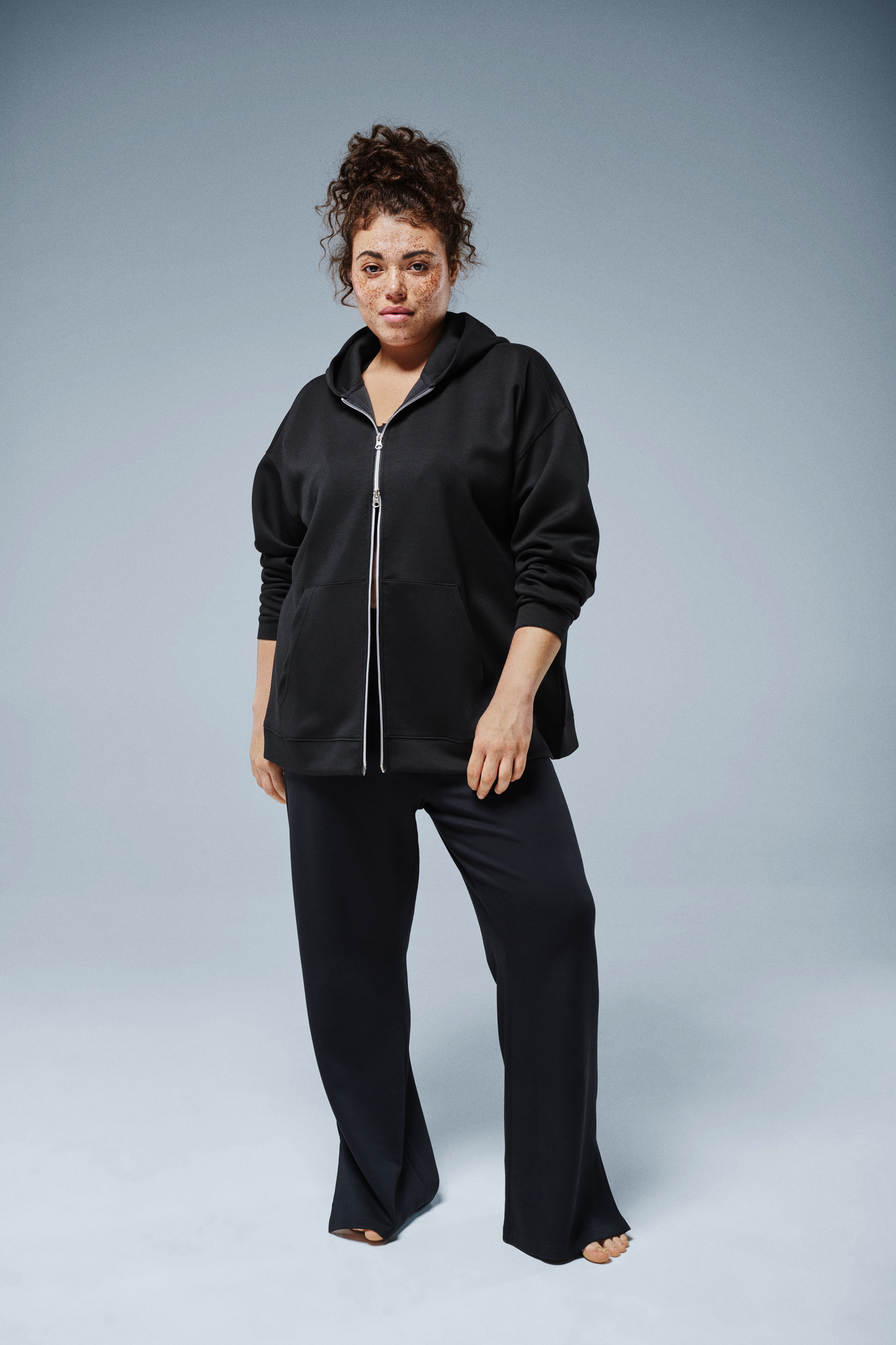 Sort h&aelig;ttetr&oslash;je, , Model