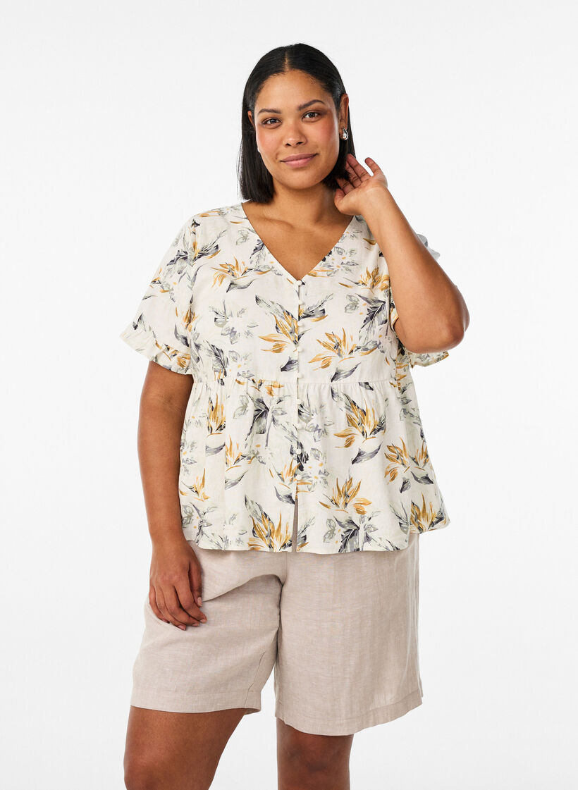 Shorts i h&oslash;r og viskose med h&oslash;j talje, Beige, Model image number 0