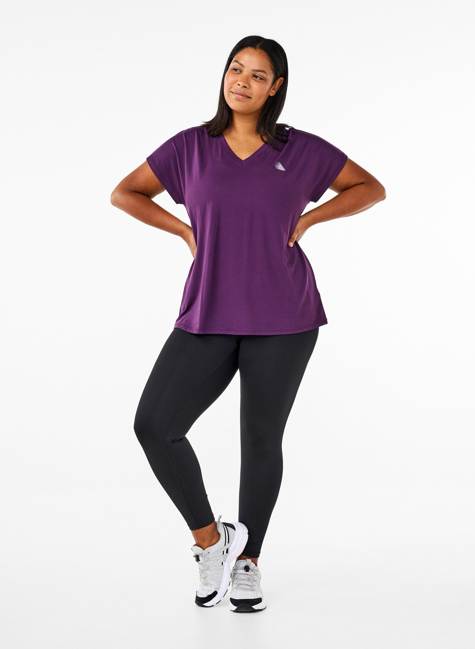 ZizziL&oslash;s tr&aelig;nings t-shirt med v-hals, Lilla, Model image number 1