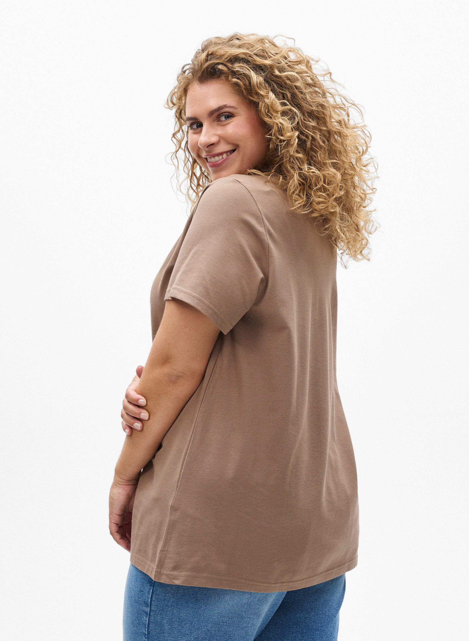 Zizzi FLASH - Poloshirt med korte &aelig;rmer, Brun, Model image number 2